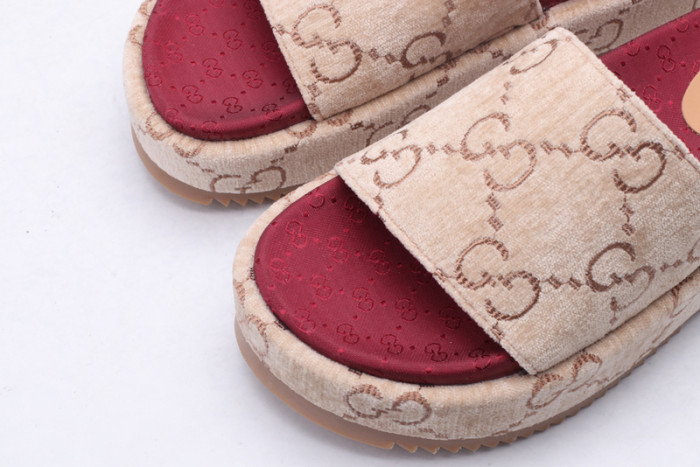 guc sandal