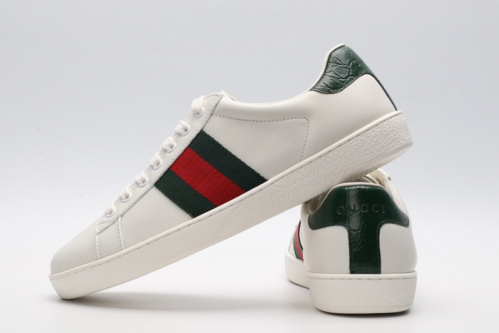 gi ace embroidered low-top sneaker h903p148