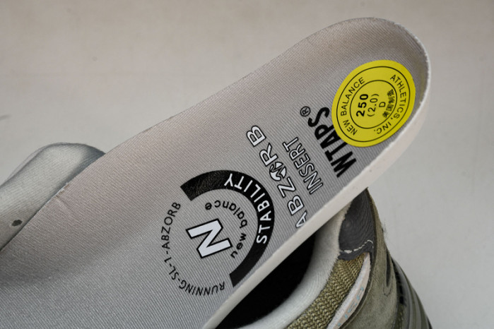 wtaps x new Ba1an*e 992“olive drab“ m992wt
