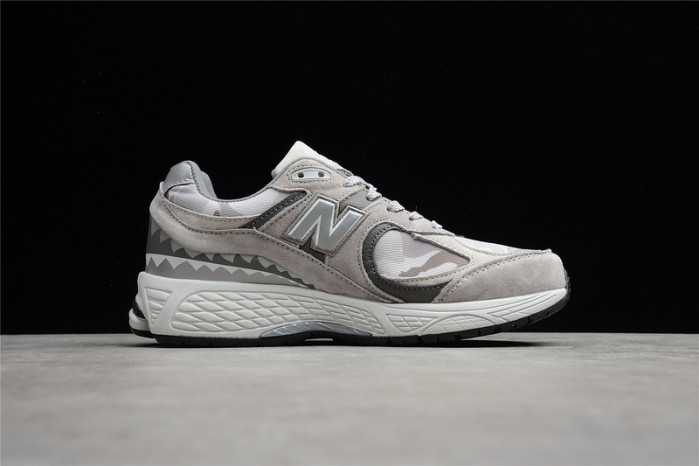 new Ba1an*e 2002r bape grey m2002rbg