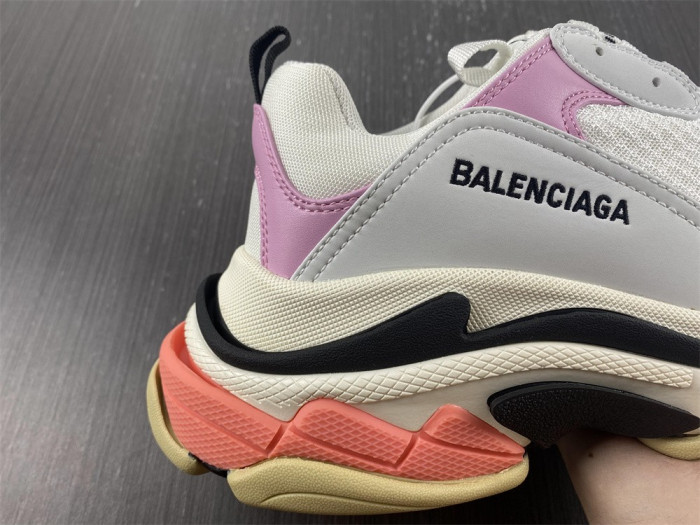 bl triple s trainers sneakers 536737 wo90m