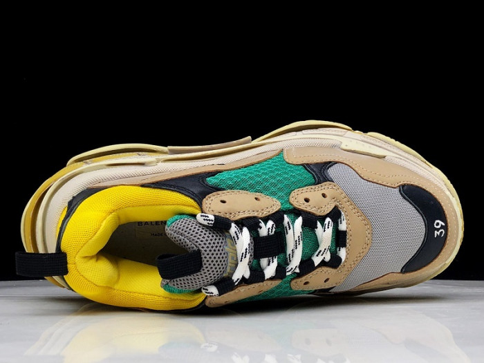 bl triple s trainers dad shoe h903p026