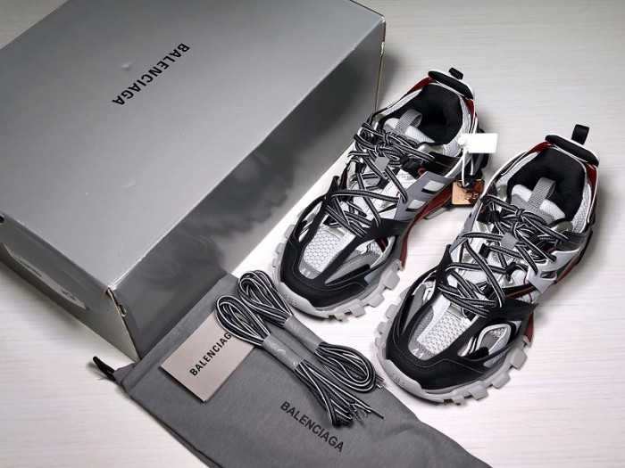 bl tess s. gomma trek low sneakers grey black red h903p043