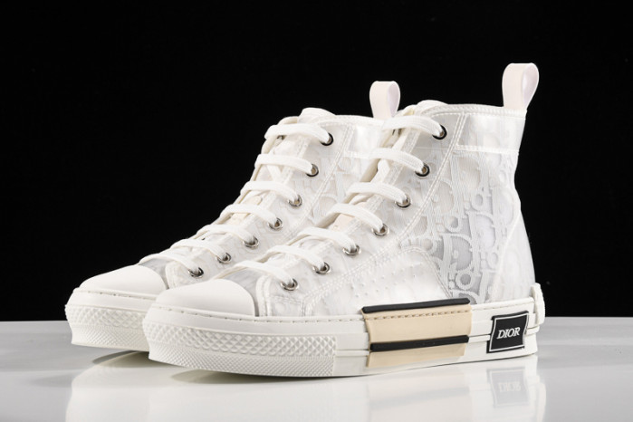 dr b23 homme kaws h903p162