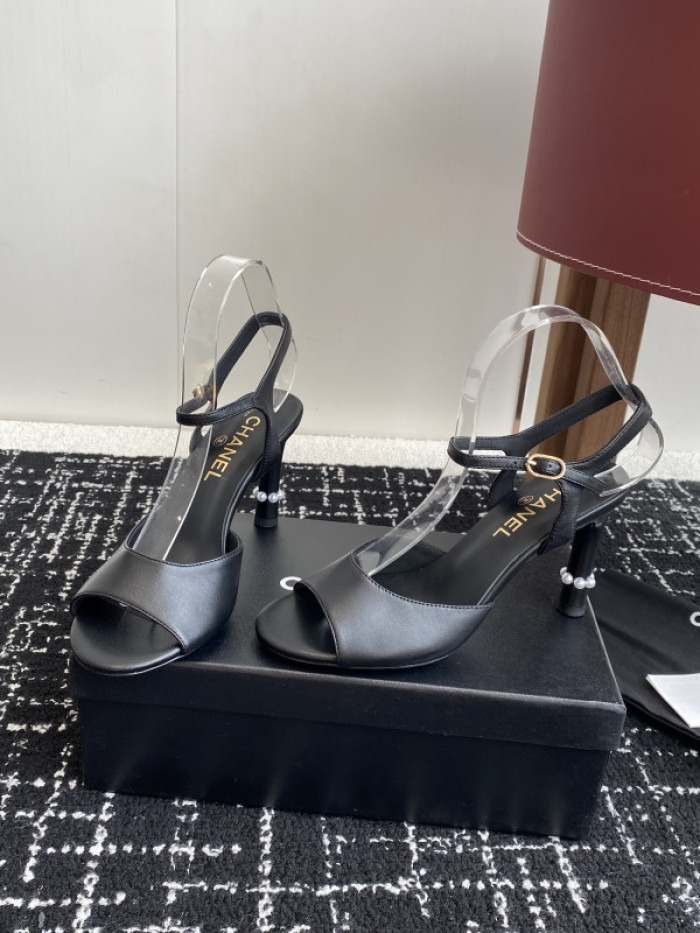 CN SANDALS 2509242