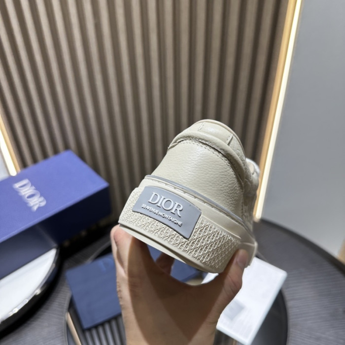 DR B33 LOW-TOP SNEAKERS DR-112